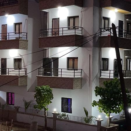 Hotel Residence Aicha Tambacounda Dış mekan fotoğraf